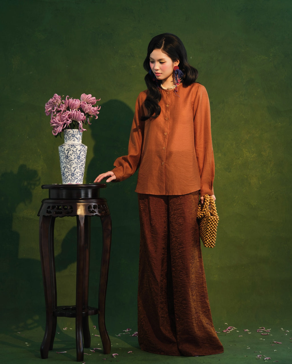 Sơn Trà Ba-Ba Set – Chiffon & Tencel Silk in Burnt Amber - styled presentation by Garderobe