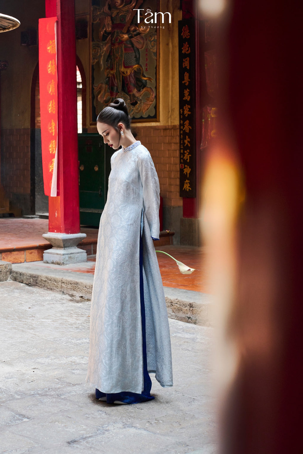 "Y Khue" Single-layered Ao-dai Set - Wormsilk Ao Dai Set with beaded Collar in Sky Blue