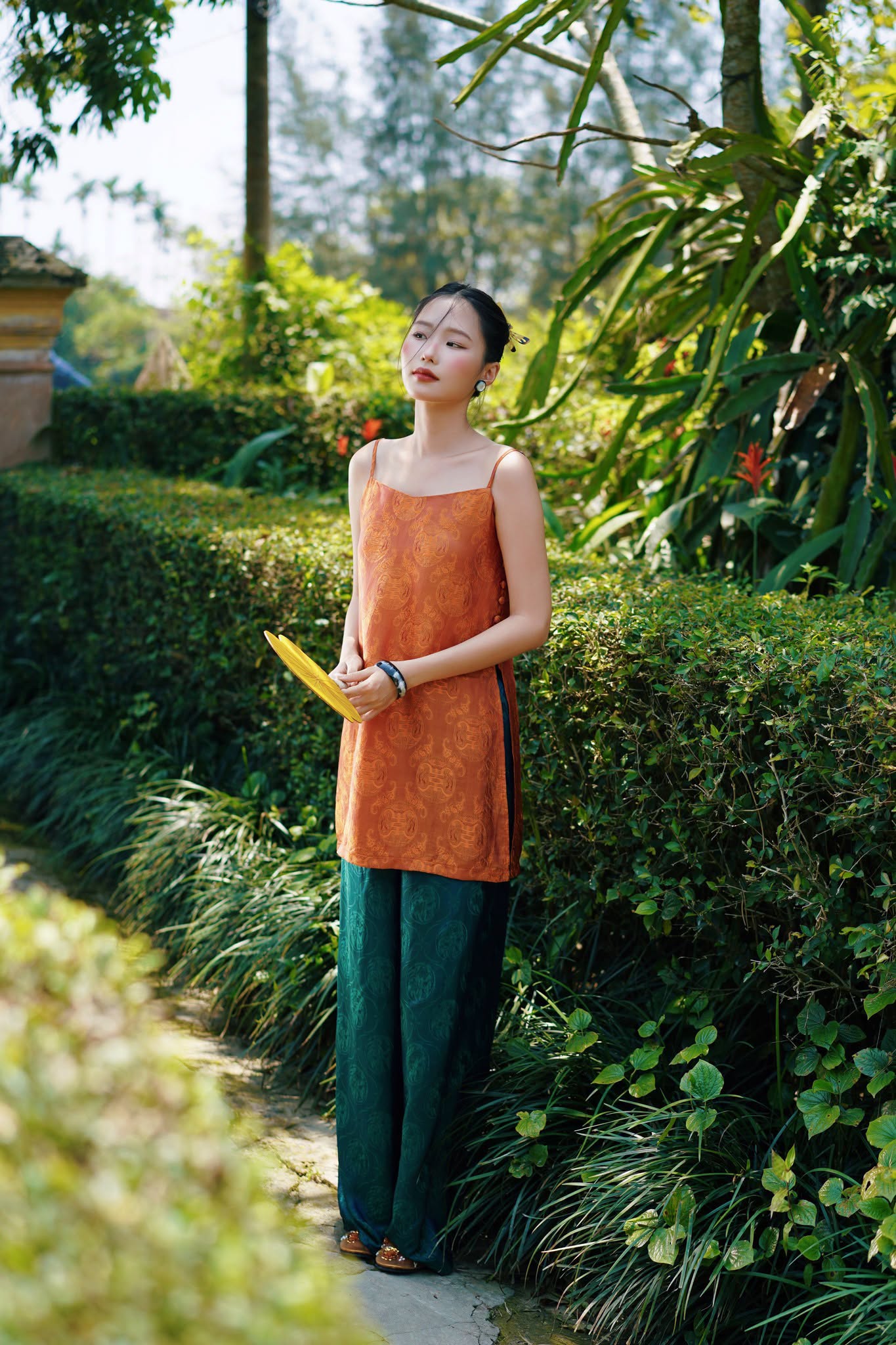 “Ngọc Ngà” Cami Set – Wormsilk in Sunset Amber with Deep Green Pants