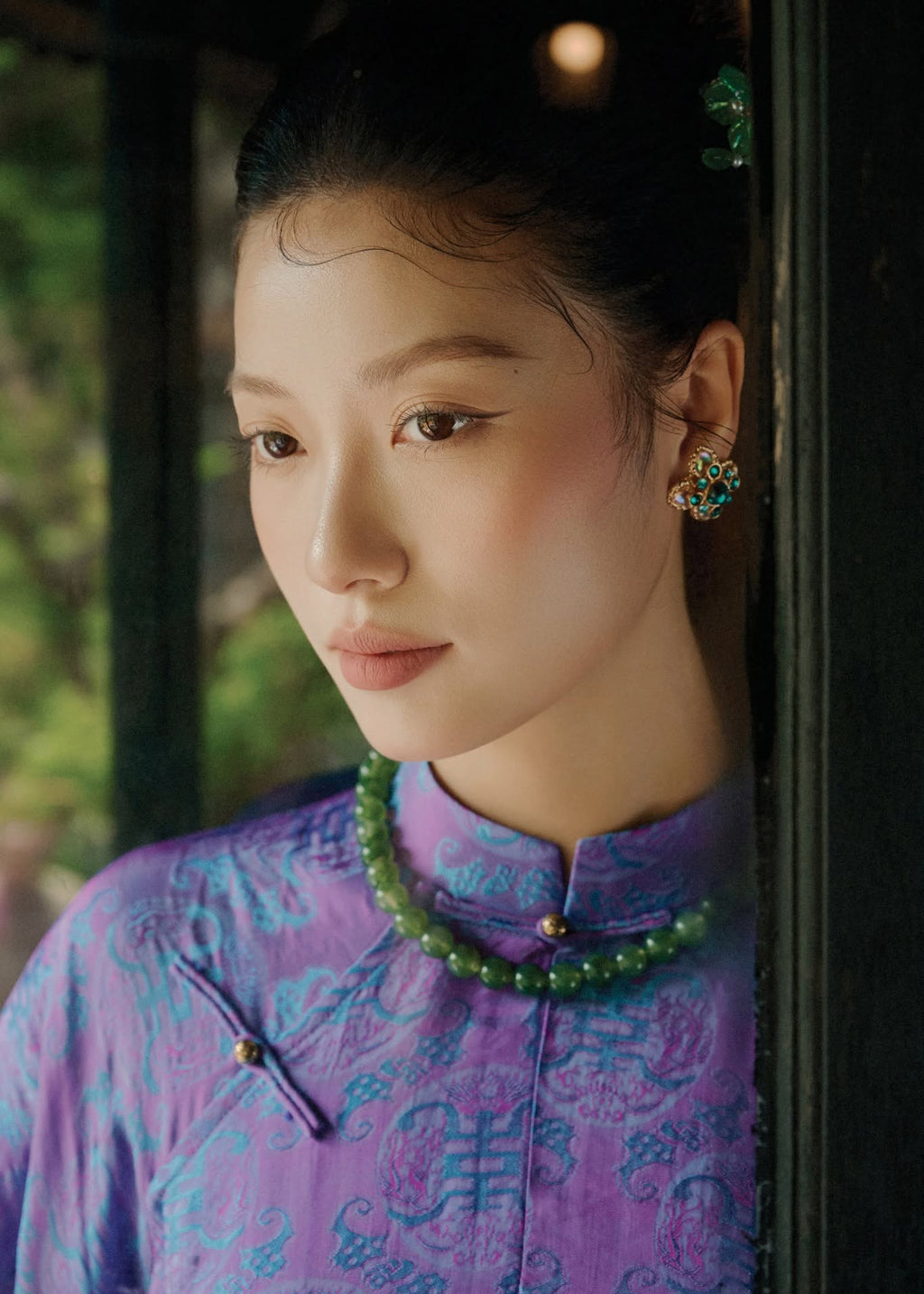 "Lam Dien" Ao-dai Set - 5-panel wormsilk in Violet & Jade