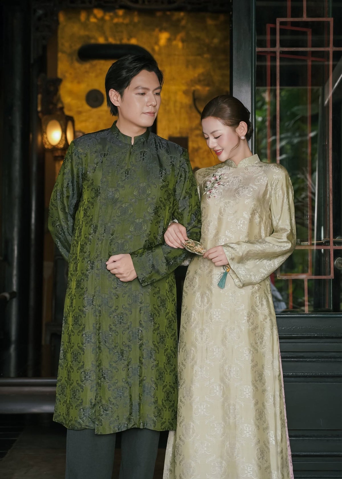 "An Nam Heritage" Double-Layer Men’s Áo Dài Top - Premium Wormsilk in Imperial Moss