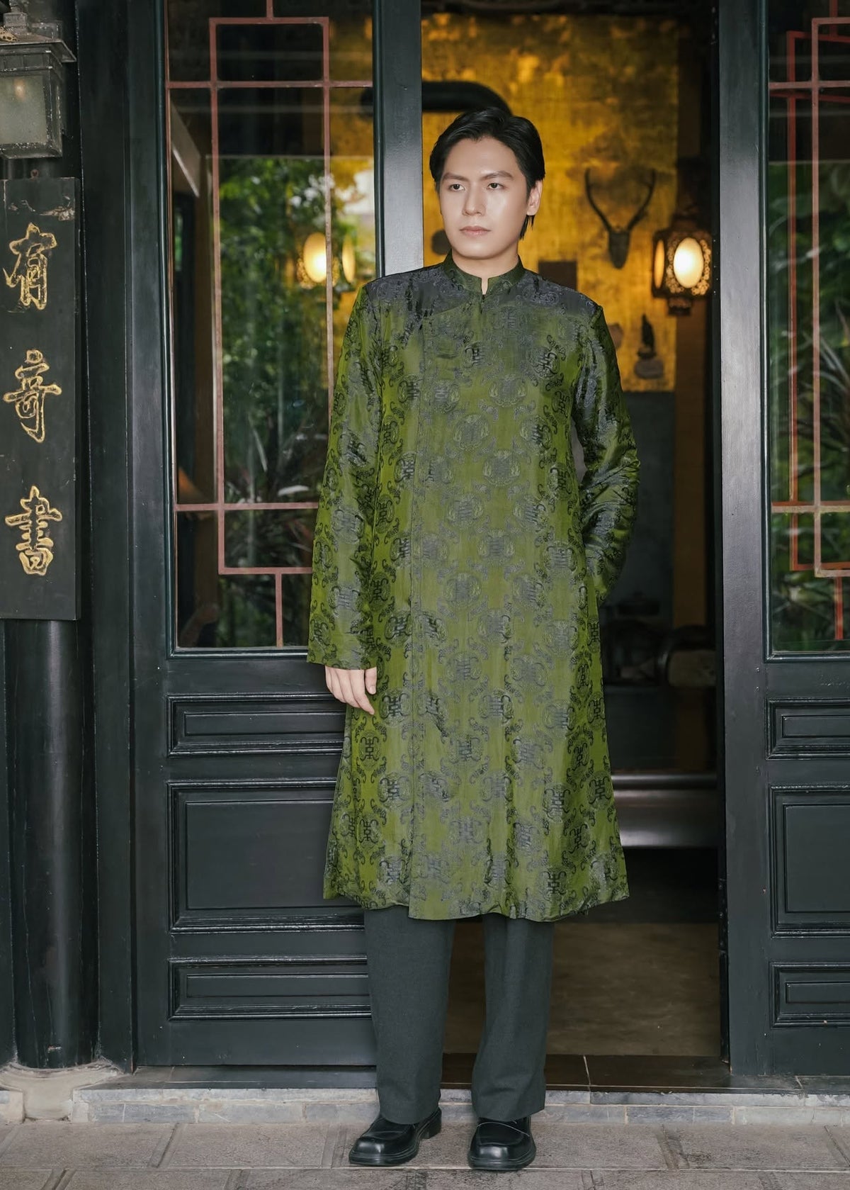 "An Nam Heritage" Double-Layer Men’s Áo Dài Top - Premium Wormsilk in Imperial Moss
