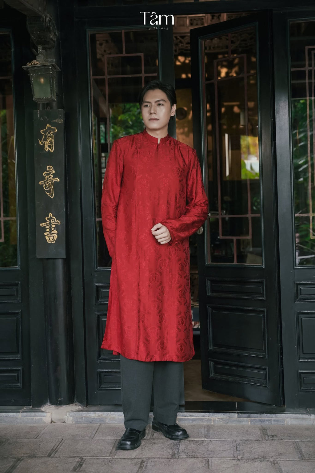 "An Nam Heritage" Double-Layer Men’s Áo Dài Top - Premium Wormsilk in Ceremonial Red