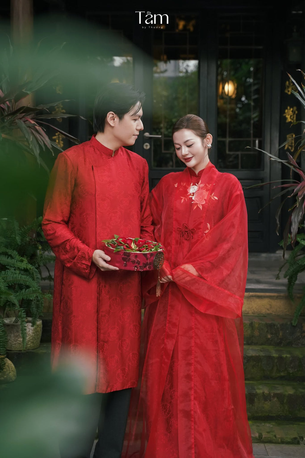 "An Nam Heritage" Double-Layer Men’s Áo Dài Top - Premium Wormsilk in Ceremonial Red