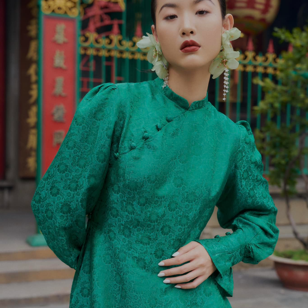 Tang Bong" Ao Dai Set - 100% Wormsilk in Green with Puff Sleeve - View 2 - Premium Vietnamese Fashion