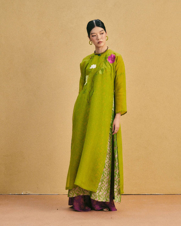 [Limited Edition] Verdant Bloom Ao-dai Set - Luxury Dual-layered Hand-Embroidered Organza and Silk Ensemble - front view