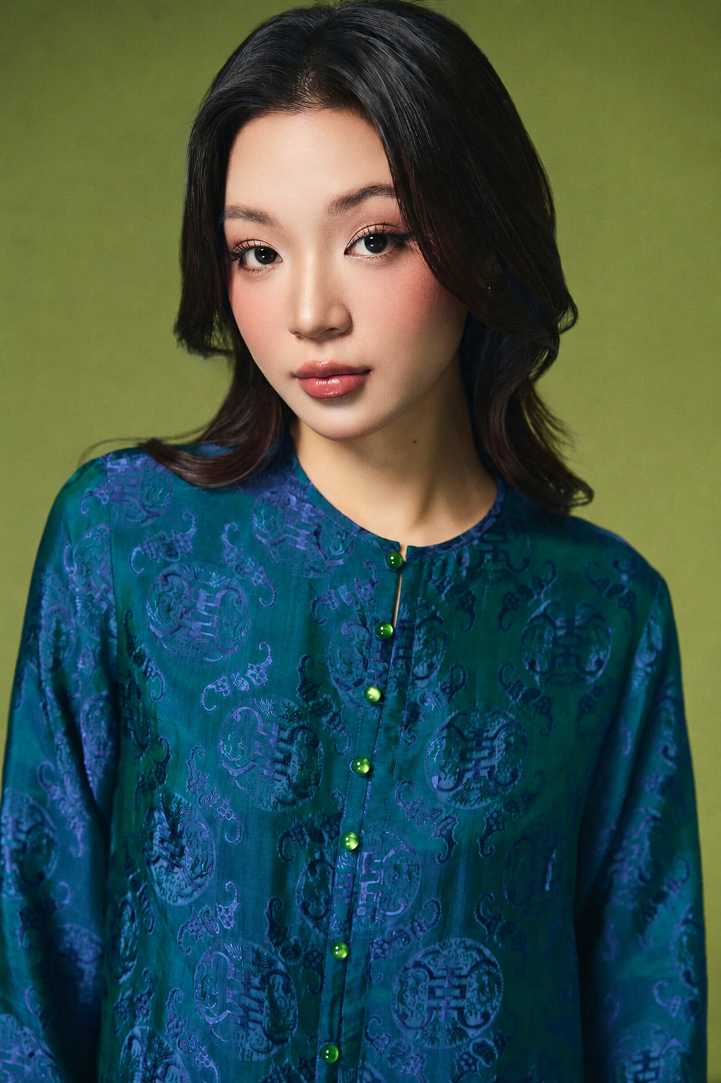 “Trâm Anh” Ba-ba Set in Peacock Blue Worm Silk