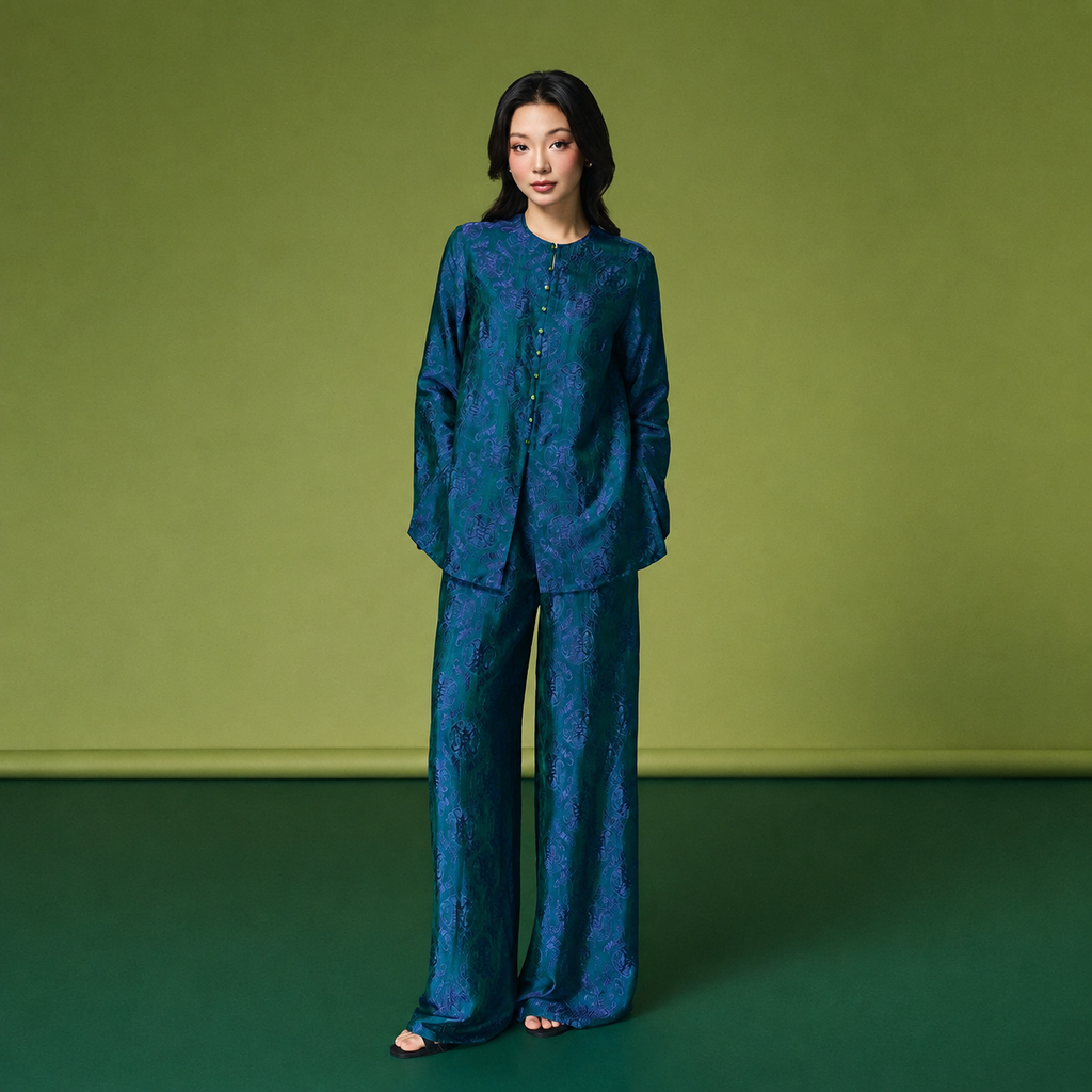 “Trâm Anh” Ba-ba Set in Peacock Blue Worm Silk