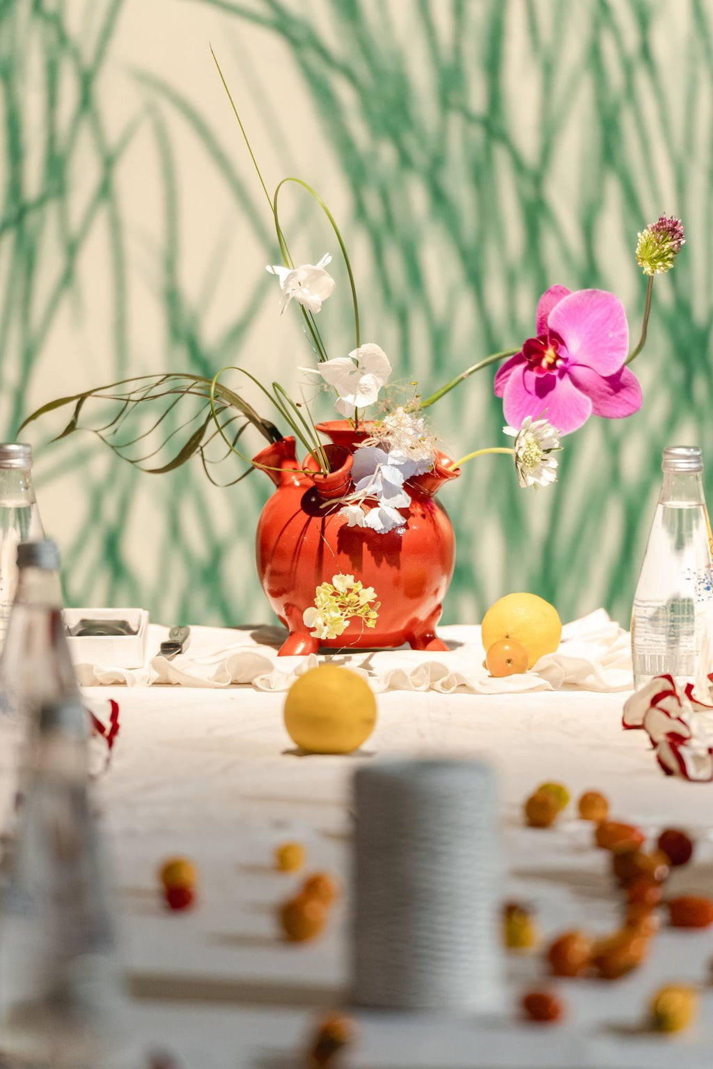 "Bat Trang ceramics 5-bulb Tulipiere Vase in bright red with traditional Vietnamese design"