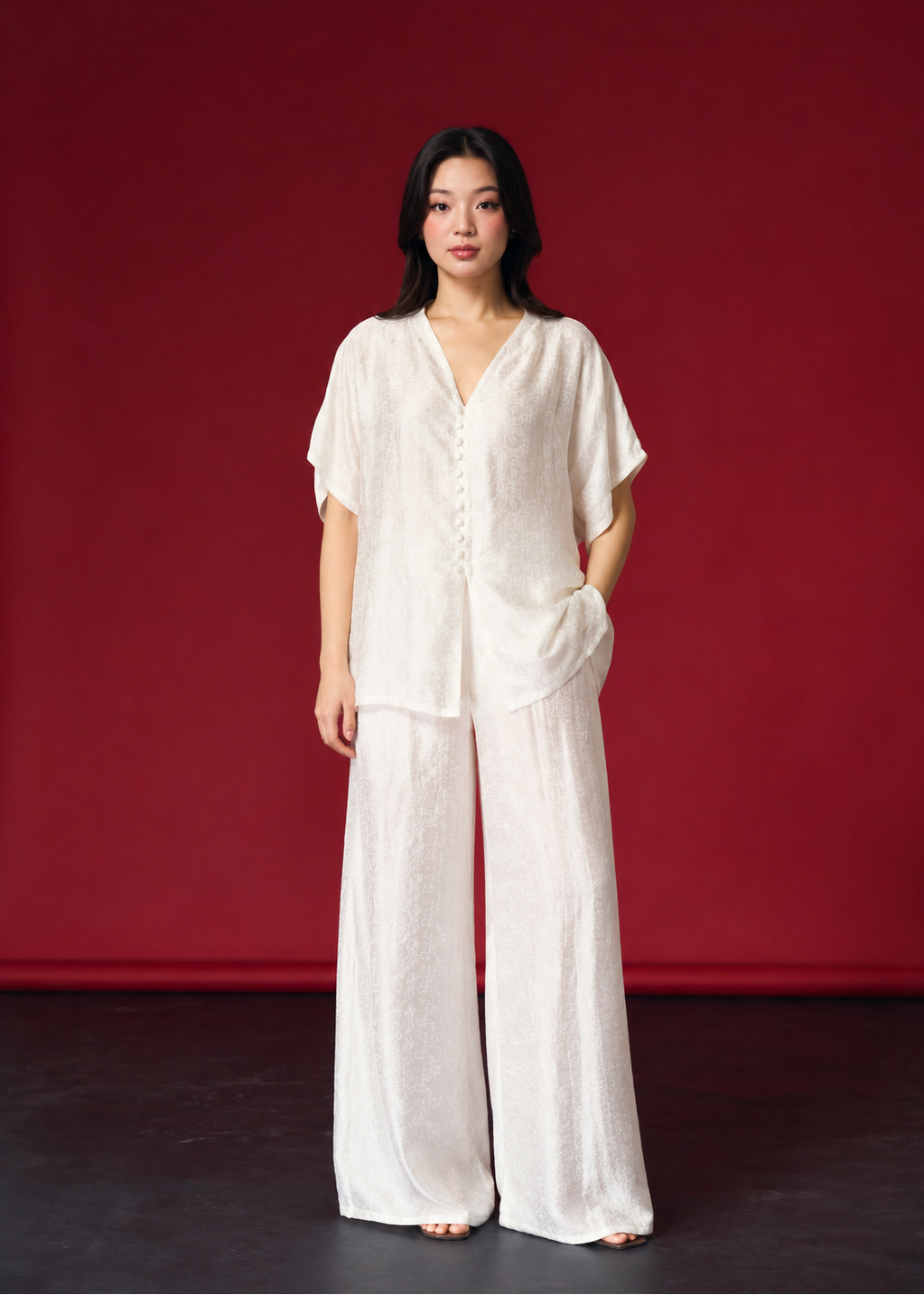 “Tang Bồng” Modernized Ba-ba Set (short-version of Aodai) - Worm Silk in White