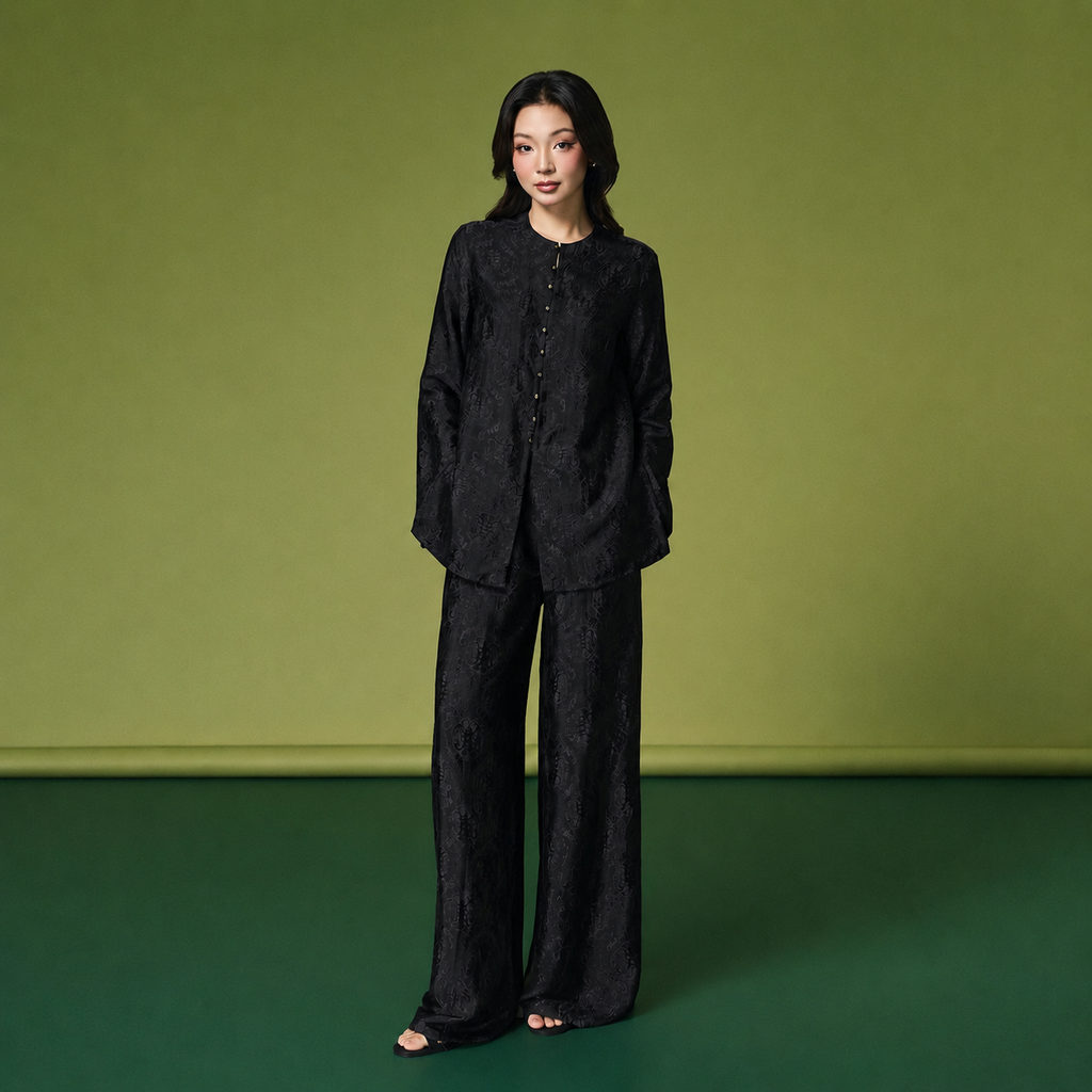 “An” Ba-ba Set in Mightnight Black Worm Silk