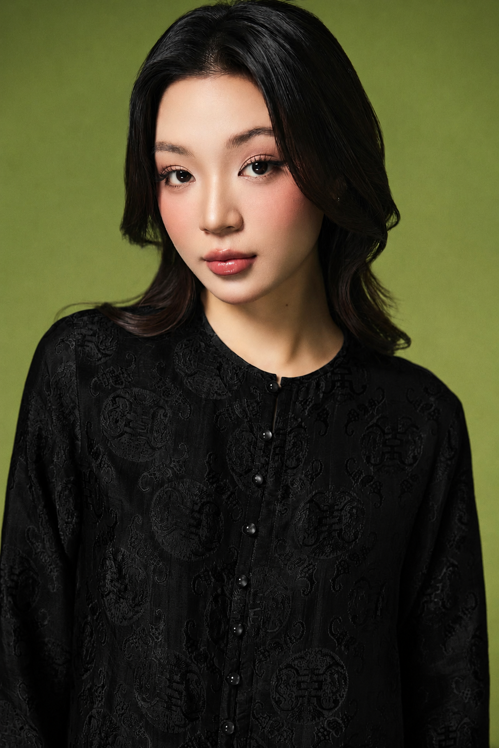 “An” Ba-ba Set in Mightnight Black Worm Silk