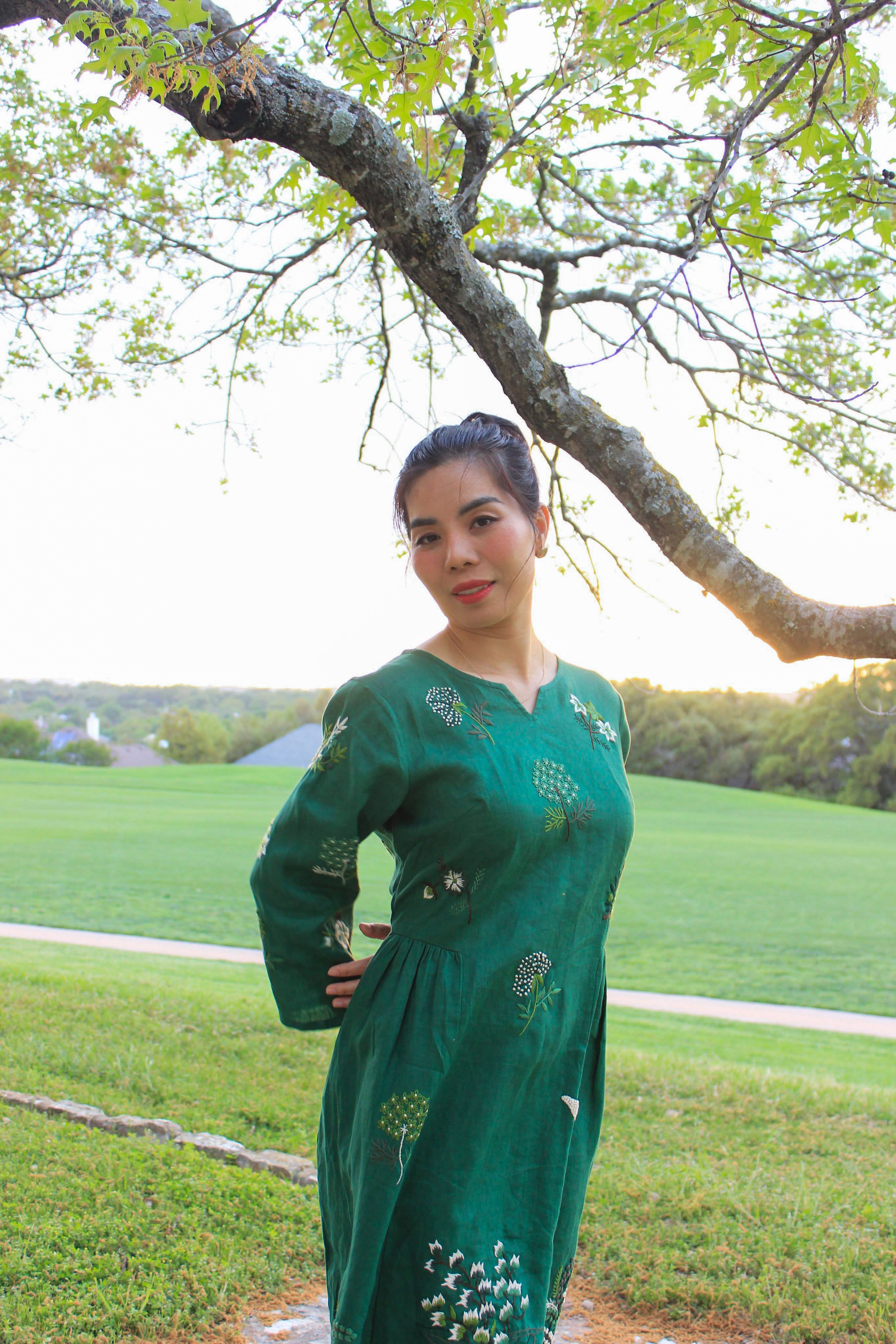 "Vietnamese embroidered linen dress 'Mimosa' in green with floral pattern by Huulala"