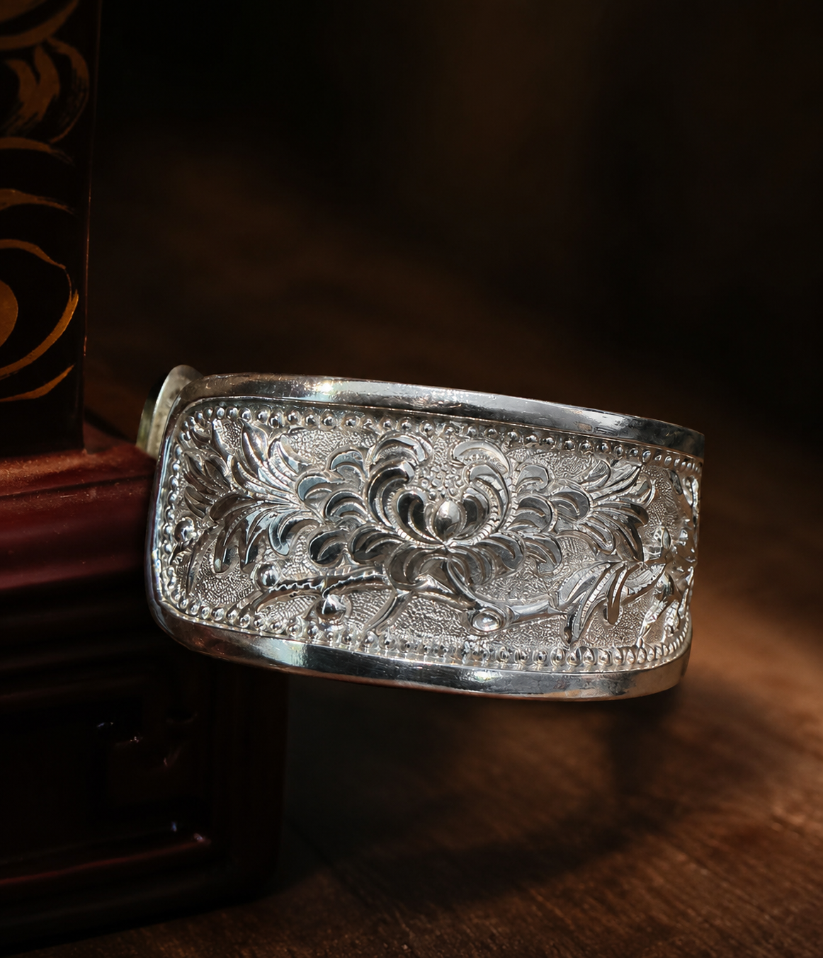 "Mai An" - Heritage Cuff in Pure 99.9% Silver