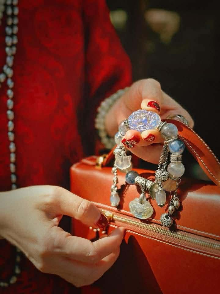 Hắc Nguyệt Quang” – Designer's Black Moonstone Marble Bracelet - detail close-up by HI de Maison