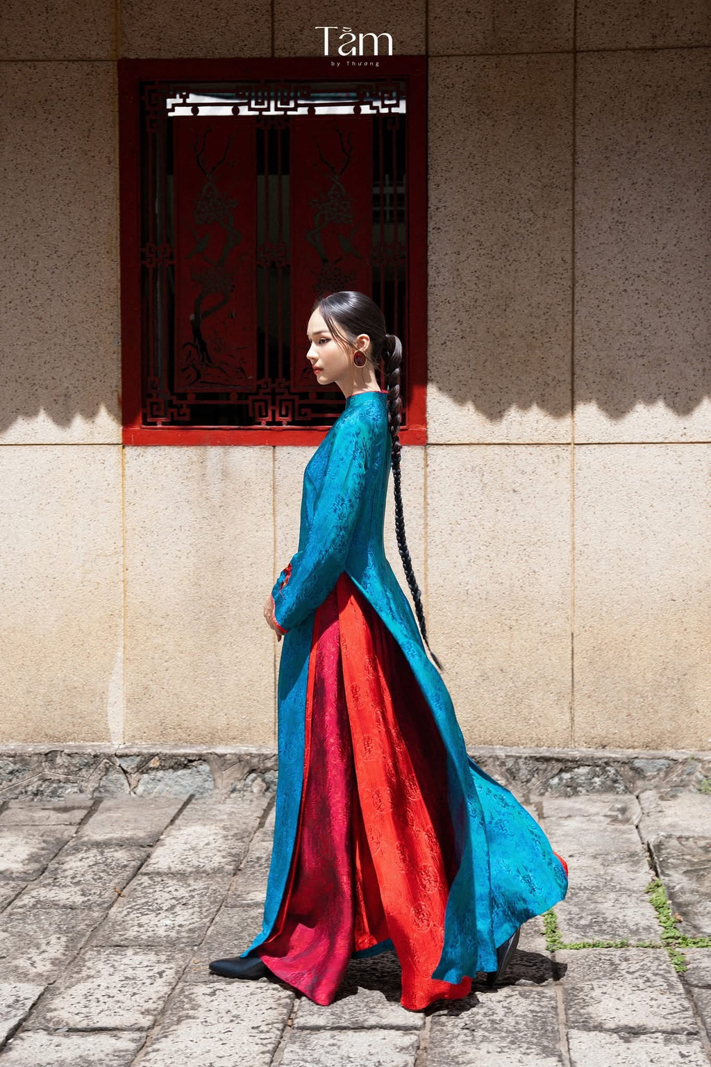 Thu Ky Ao-dai Set- Embroidered Double-layered Ao Dai Set in Duck-neck Teal Wormsilk - side profile by Tam