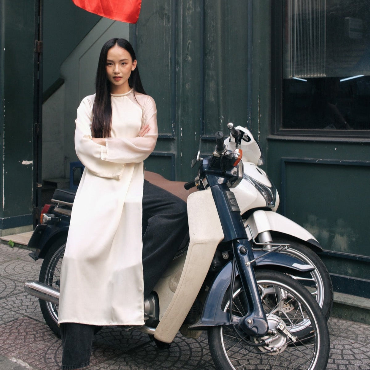 "Tinh Hop Asymmetric Ao Dai Set in Ivory Silk & Organza, Traditional Vietnamese Dress"
