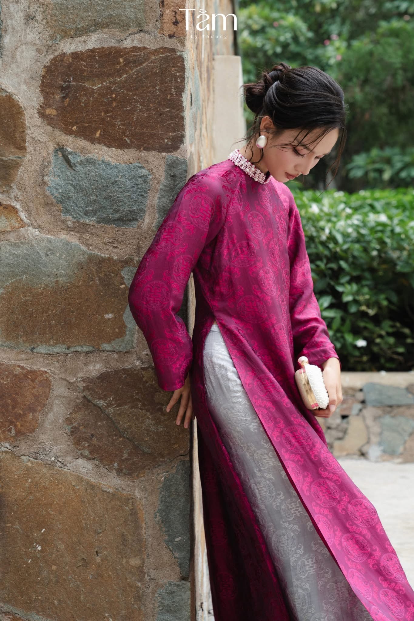 Vietnamese Ao Dai - Dao Đài - Wormsilk Modern Ao Dai Set with beaded Collar in Deep Magenta - side profile in pink by Tam