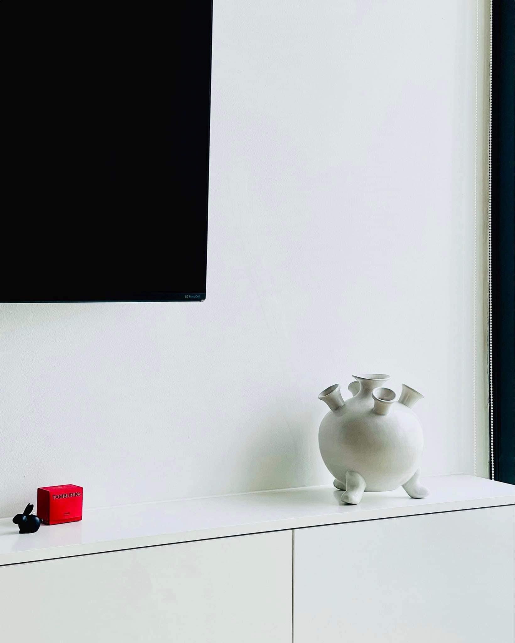"Bat Trang ceramics 5-bulb Tulipiere Vase in white, modern Vietnamese design"