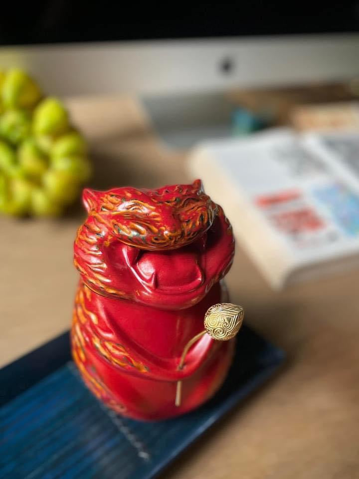 Vietnamese Lacquer - Smiling Tiger - Fengshui Premium Lacquer - front view in red by Lam Phong Pottery