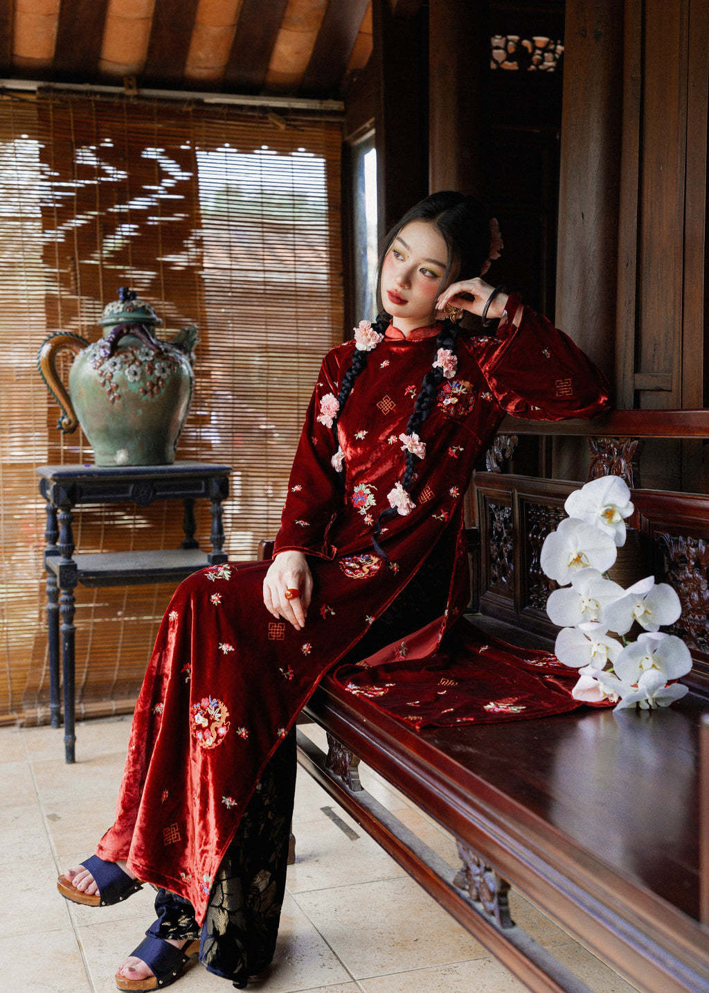 "Yen Hoa" Ao-dai Set – Embroidered on Velvet on Brick Crimson