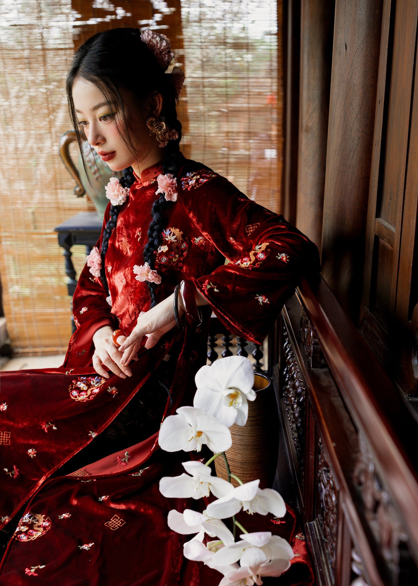 "Yen Hoa" Ao-dai Set – Embroidered on Velvet on Brick Crimson