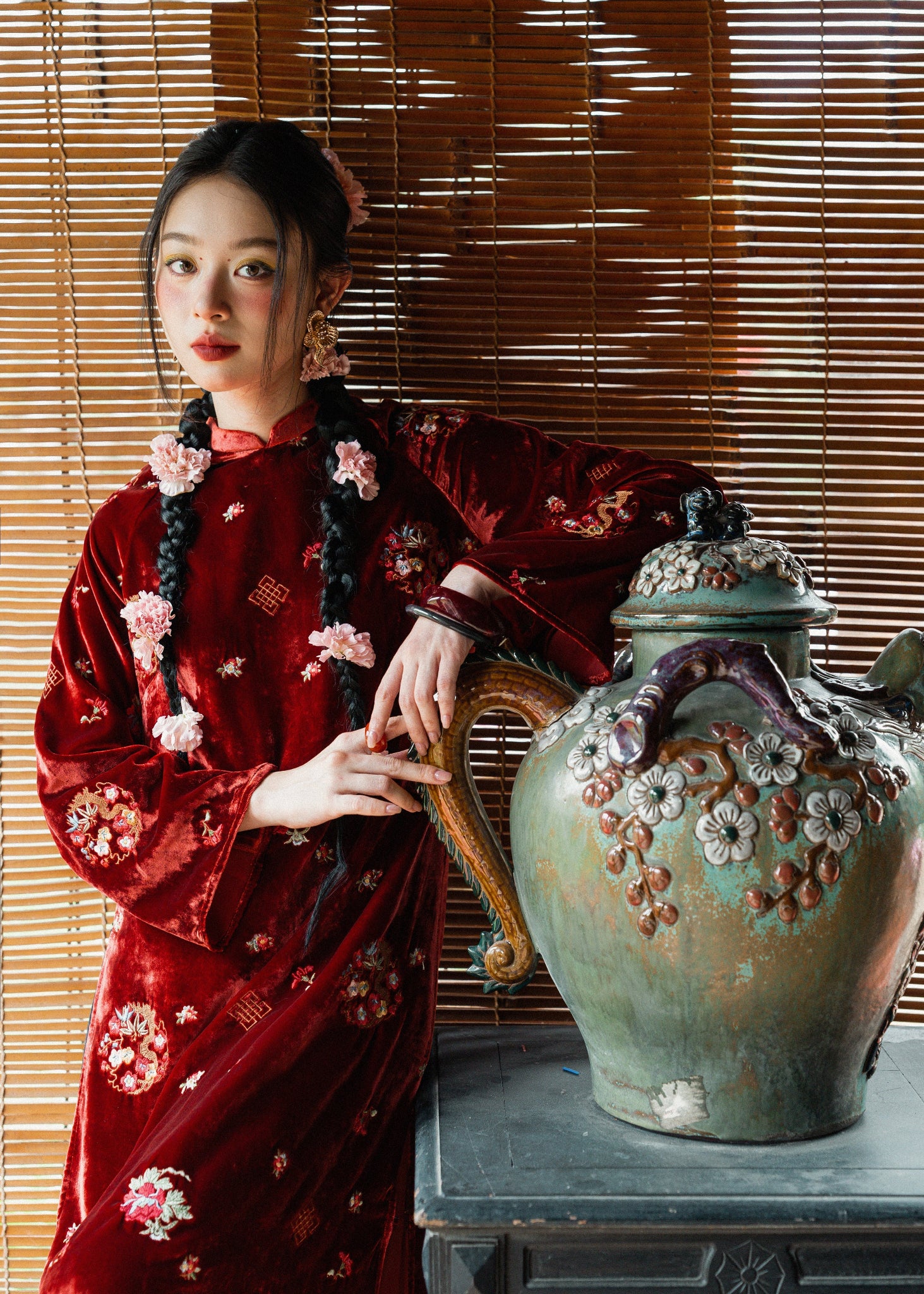 "Yen Hoa" Ao-dai Set – Embroidered on Velvet on Brick Crimson