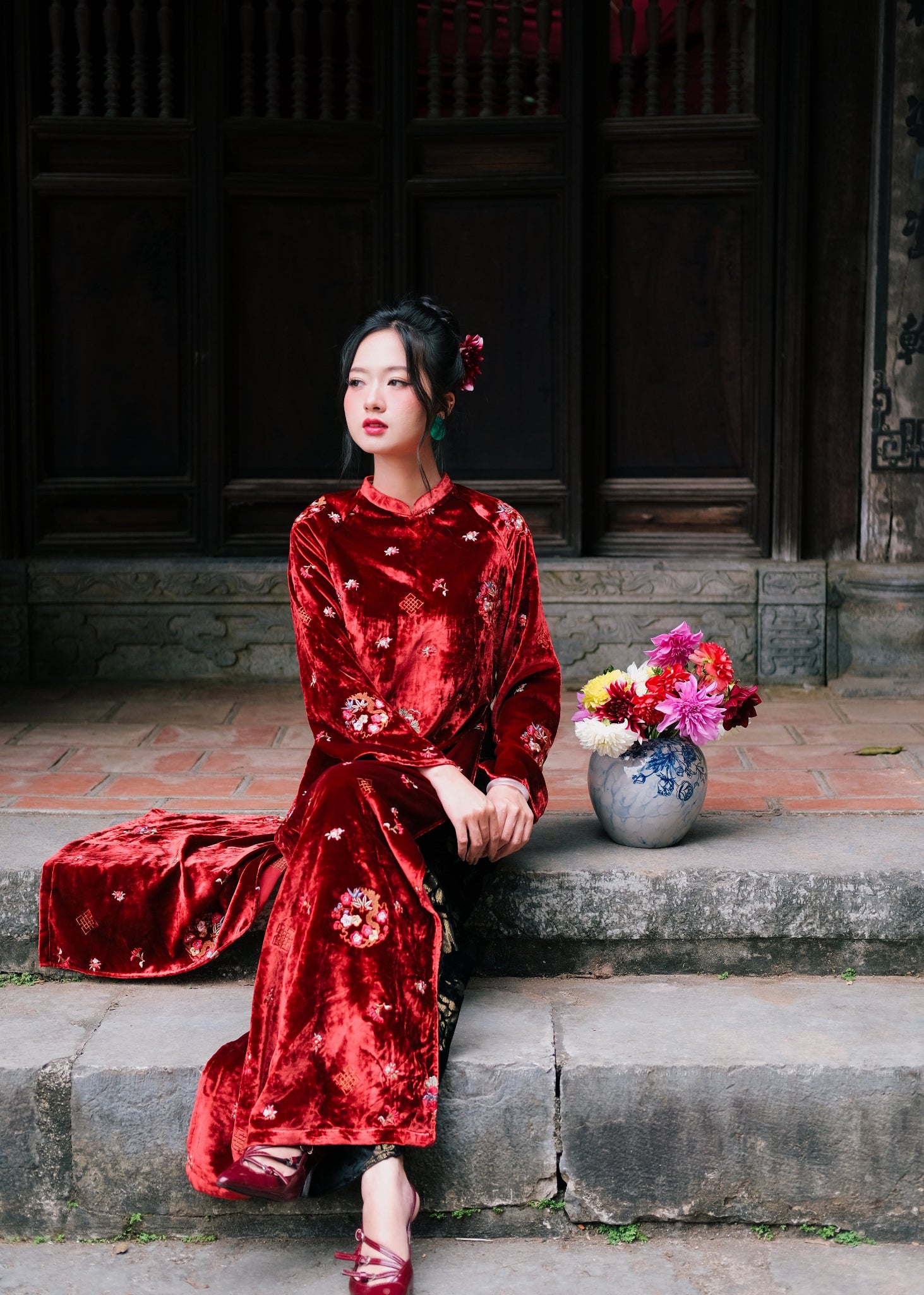 "Yen Hoa" Ao-dai Set – Embroidered on Velvet on Brick Crimson