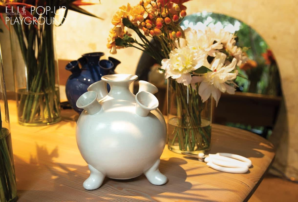 Bat Trang ceramics - 5-bulb Tulipiere Vase - front view in white by Bat-trang