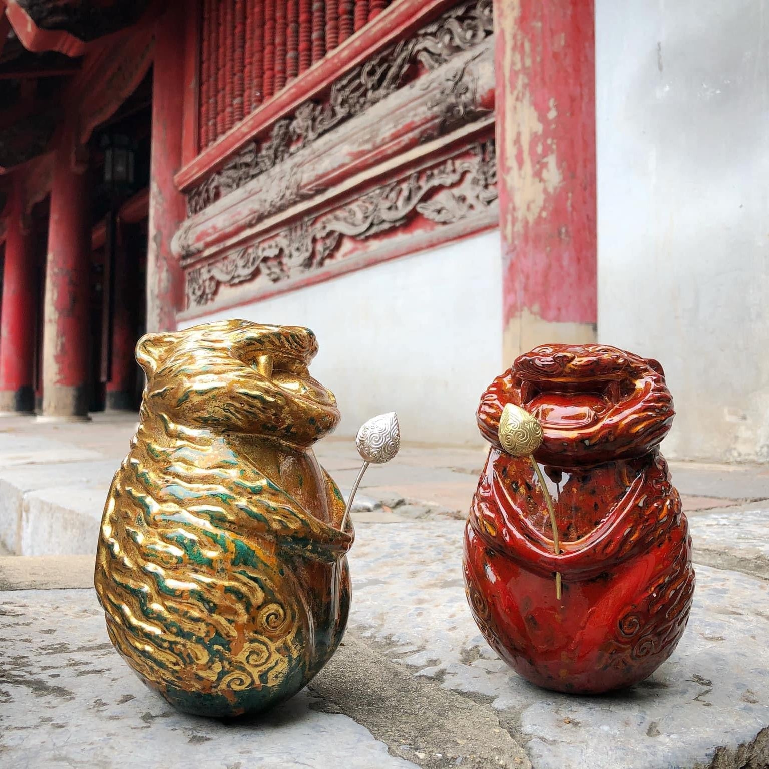 Vietnamese Lacquer - Smiling Tiger - Fengshui Premium Lacquer - front view in gold, red by Lam Phong Pottery