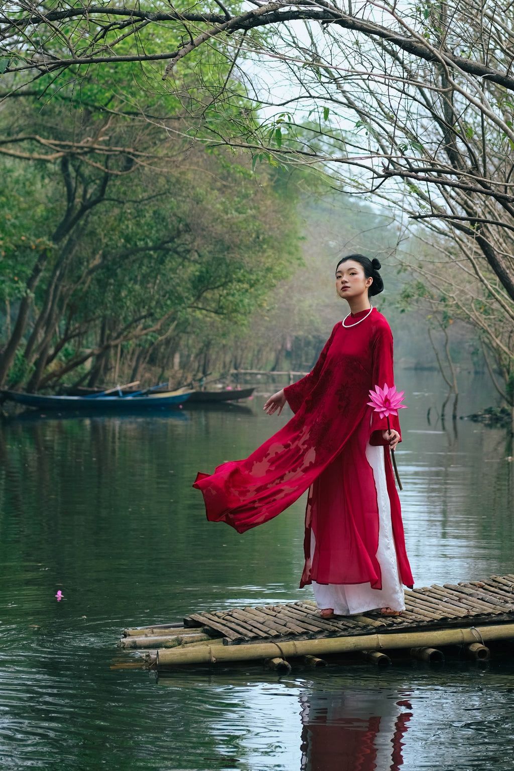 "Giai Nhan" Premium Ao Dai set - Flowery Wormsilk Double Layer in Crimson