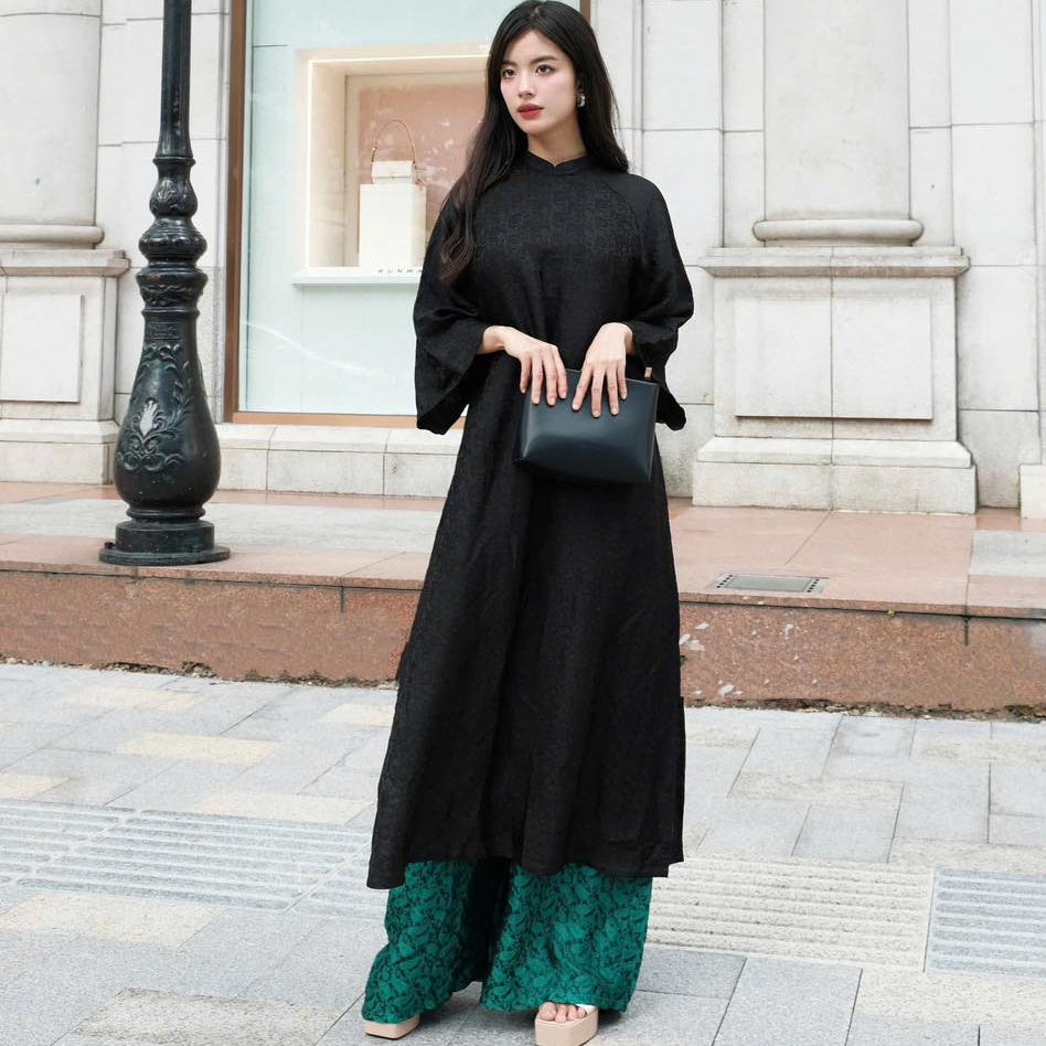 Vietnamese Ao Dai - Huyen Hoa Ao dai set - Silkworm silk in Black [Modern cut] - front view in brocade in black by Moc