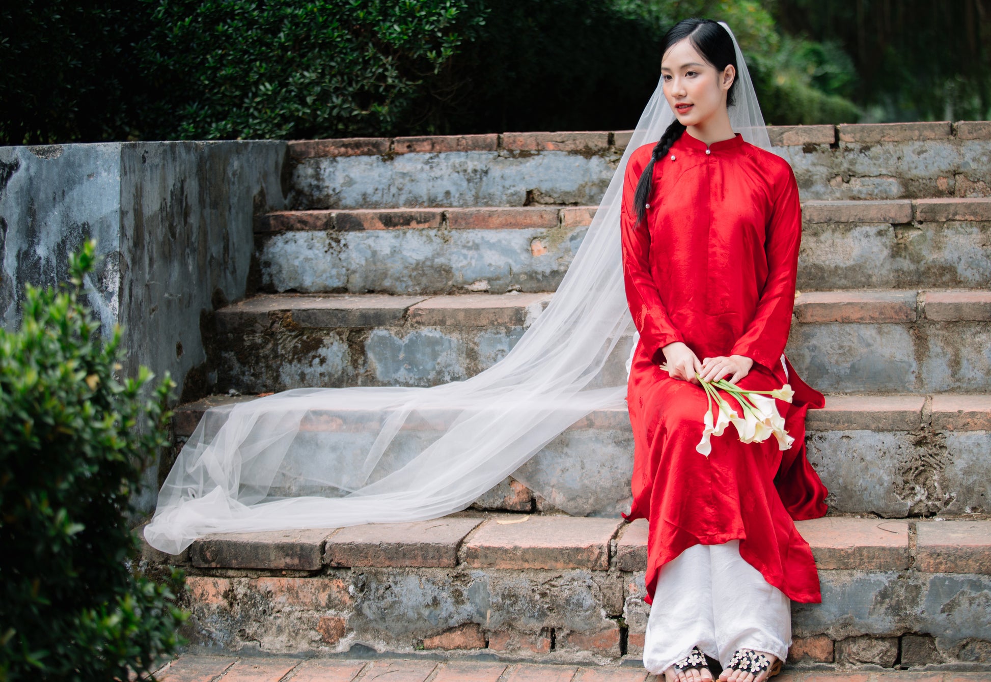 "Ngu Than" Ao Dai set - Silkworm Silk in Red