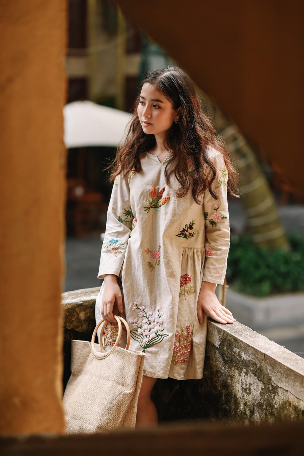 "Mimosa" - Embroidered Linen dress in Cream