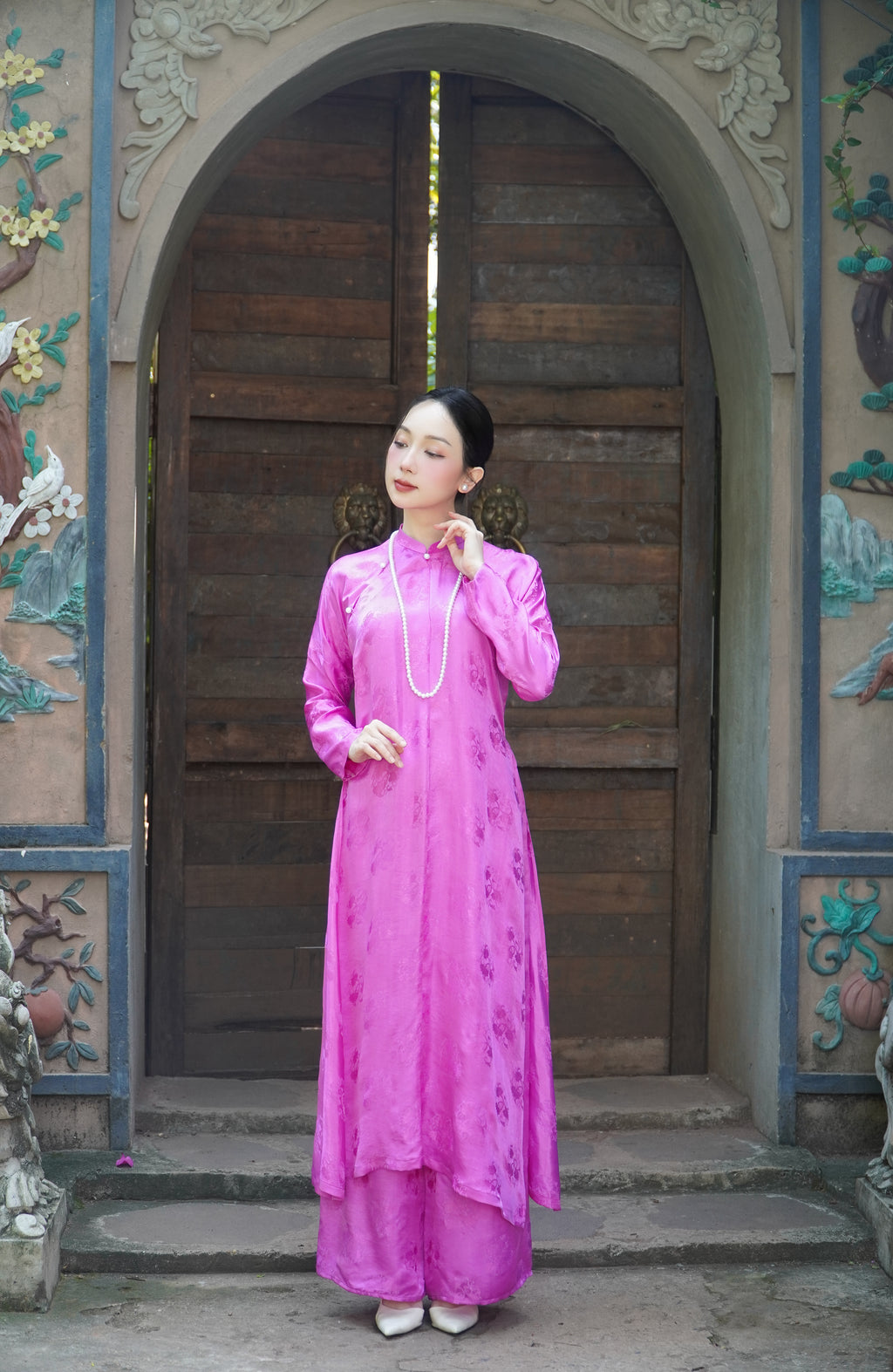Nguyệt Liên" Ao Dai set -  Wormsilk 5-panel Design in Pink - Back view - Premium Vietnamese apparel