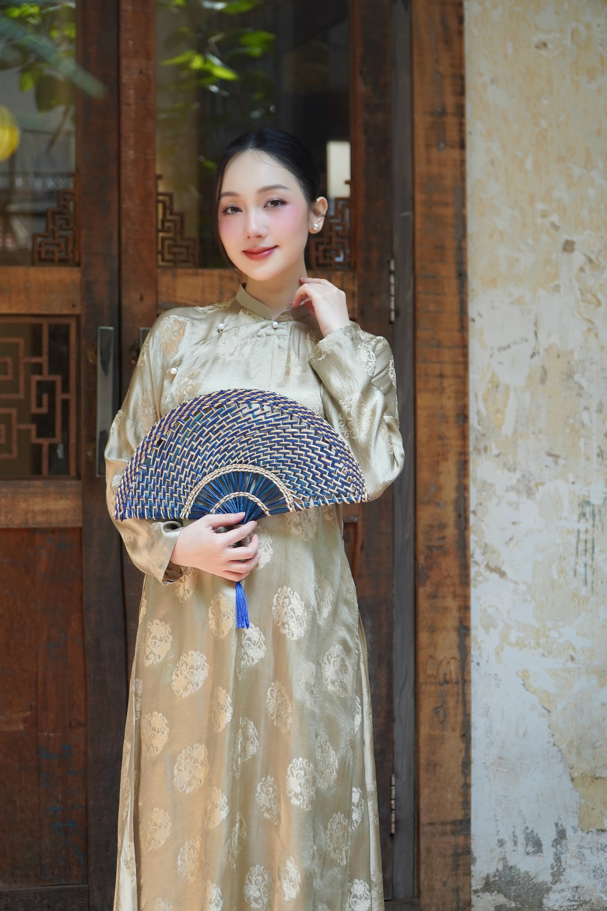 Nguyệt Liên" Ao Dai set - Wormsilk 5-panel design in Clay - Front view - L'Orient Haus Vietnamese fashion