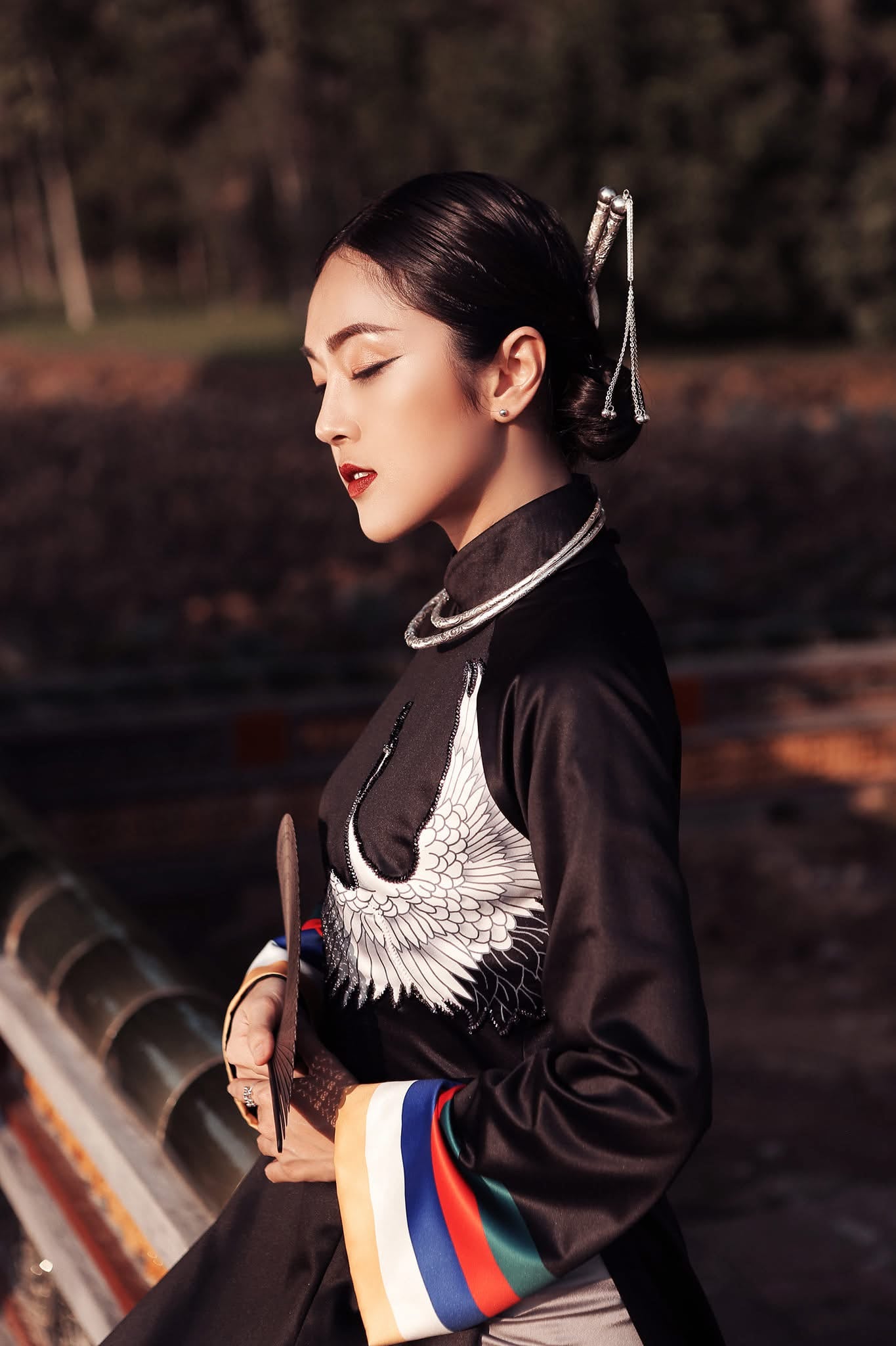 "Lien Tri" Torque Necklace in Fine-silver in Lotus Pattern