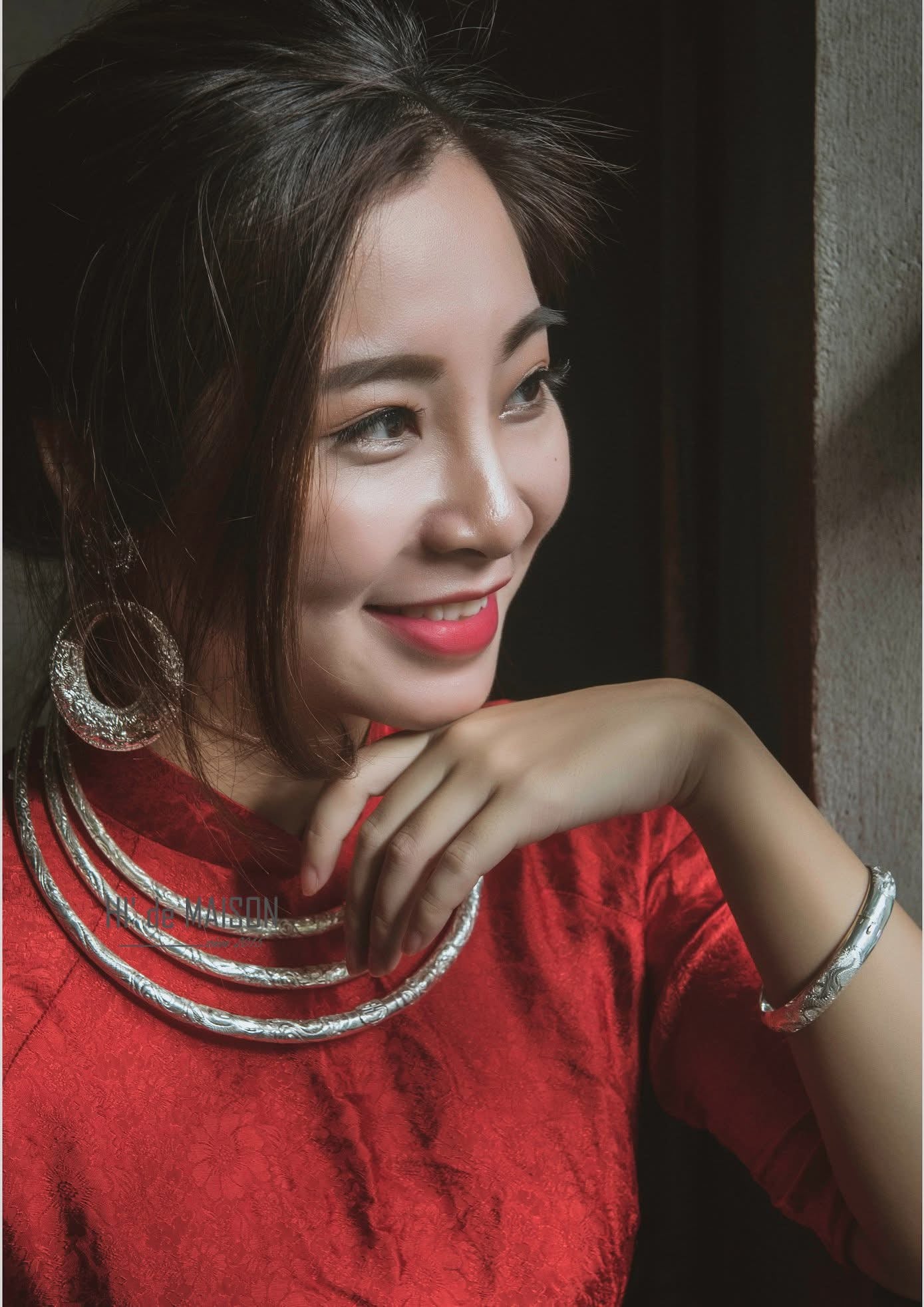 "Vang Long Minh Torque Necklace in fine-silver dragon pattern, artisan-crafted, red and silver, by HI de Maison."