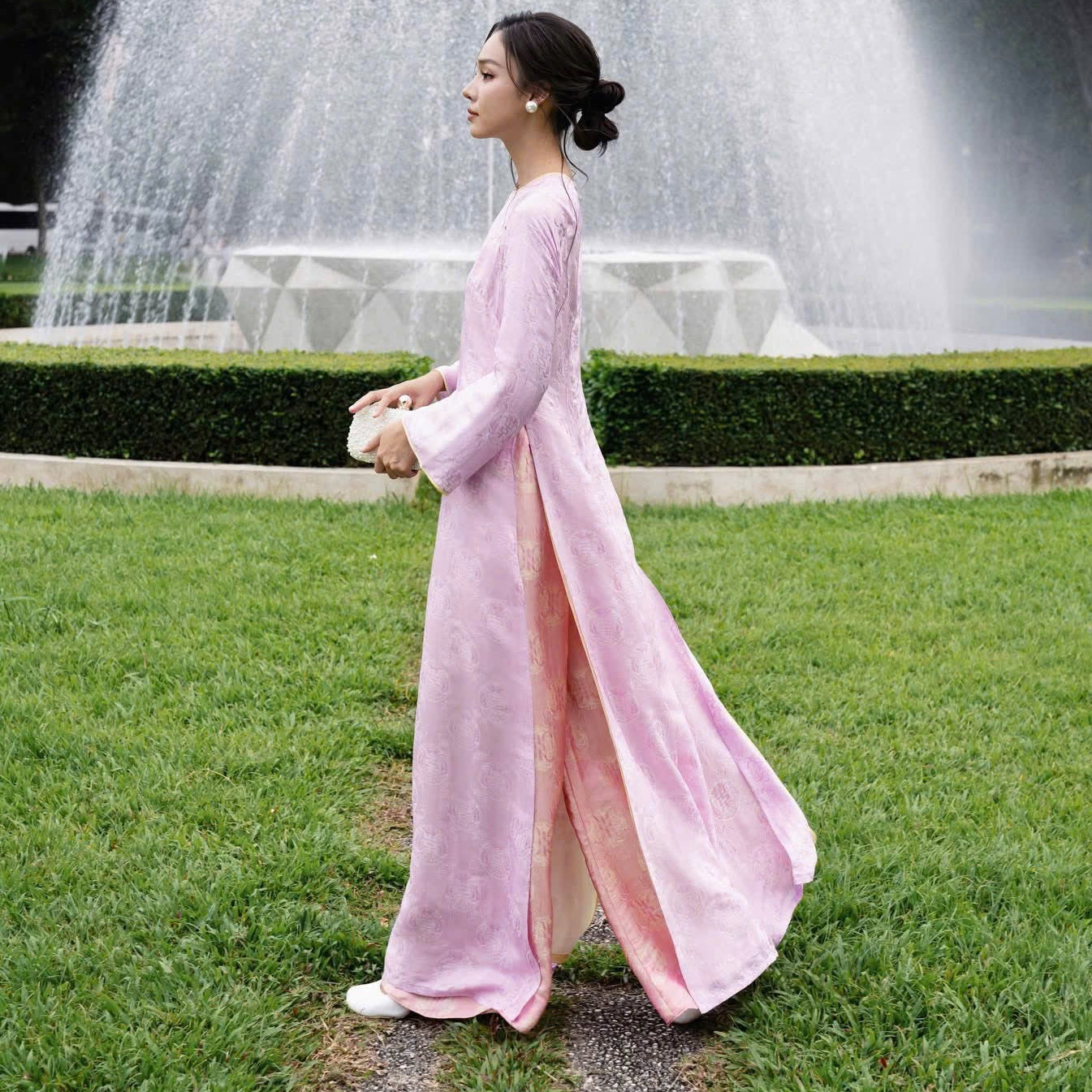 Vietnamese Ao Dai - Cam Tu Ao-dai Set- Embellished Double-layered Ao Dai Set in Lilac Wormsilk - side profile in pink by Tam