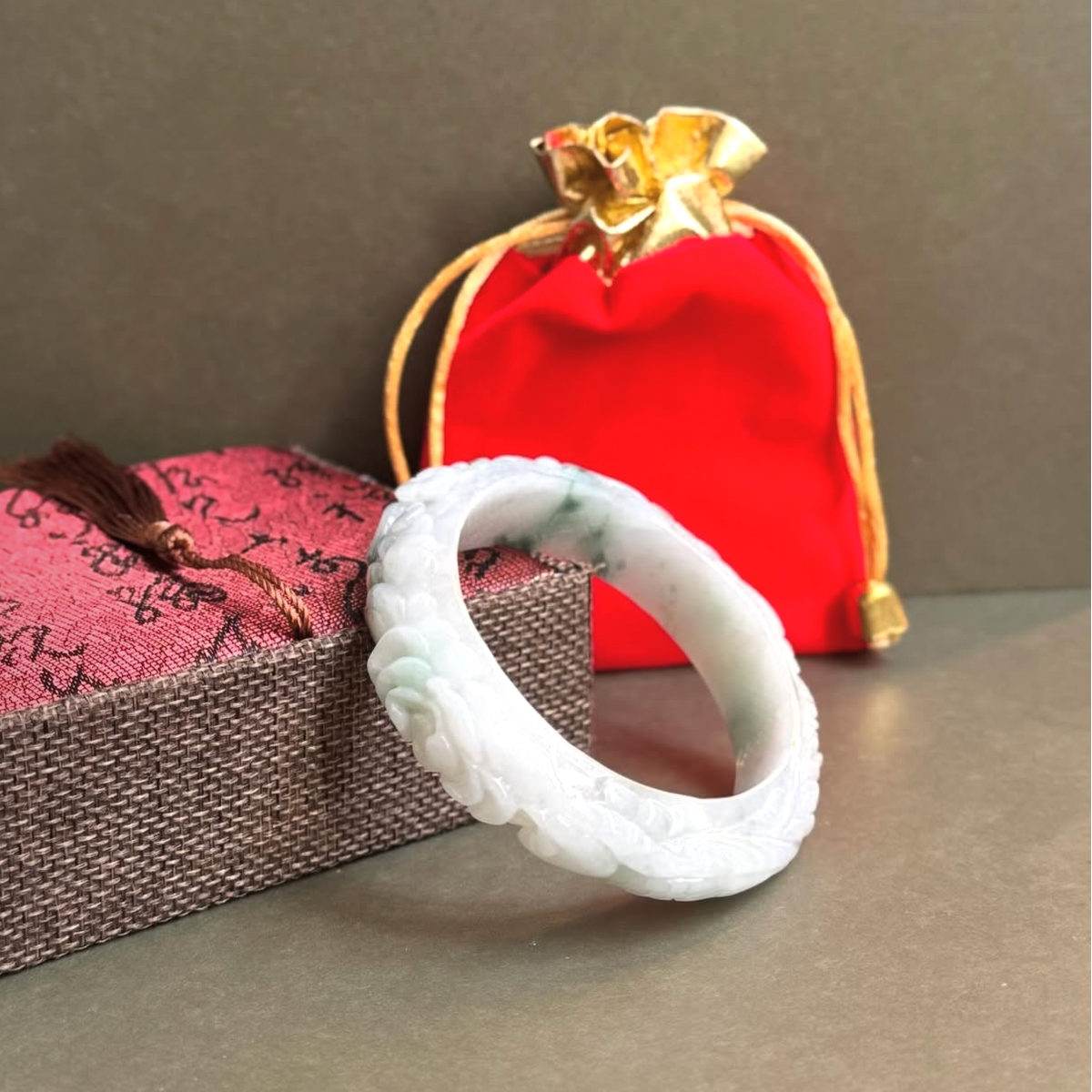 “Jade Garden of Harmony” – Hand-Carved Natural Jadeite Bangle