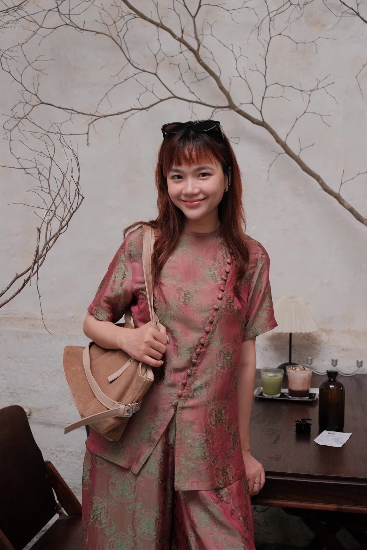 “Diagonal Grace” Ao-Ngan Set – Short-sleeve Worm Silk in Dusty Rose