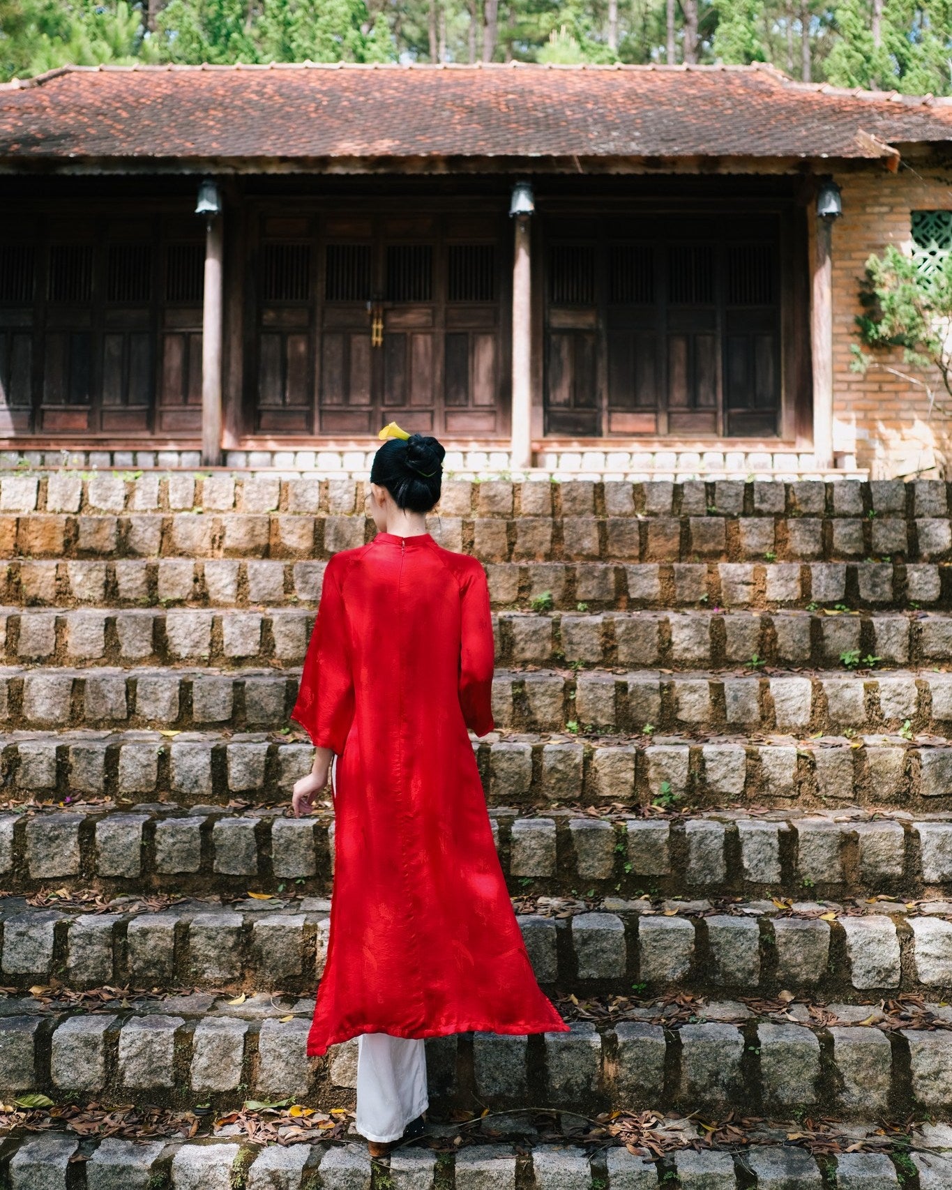 Vietnamese Ao Dai - Lien Hoa Ao Dai set - Silkworm Silk in Red [Traditional cut] - back view in red by Moc
