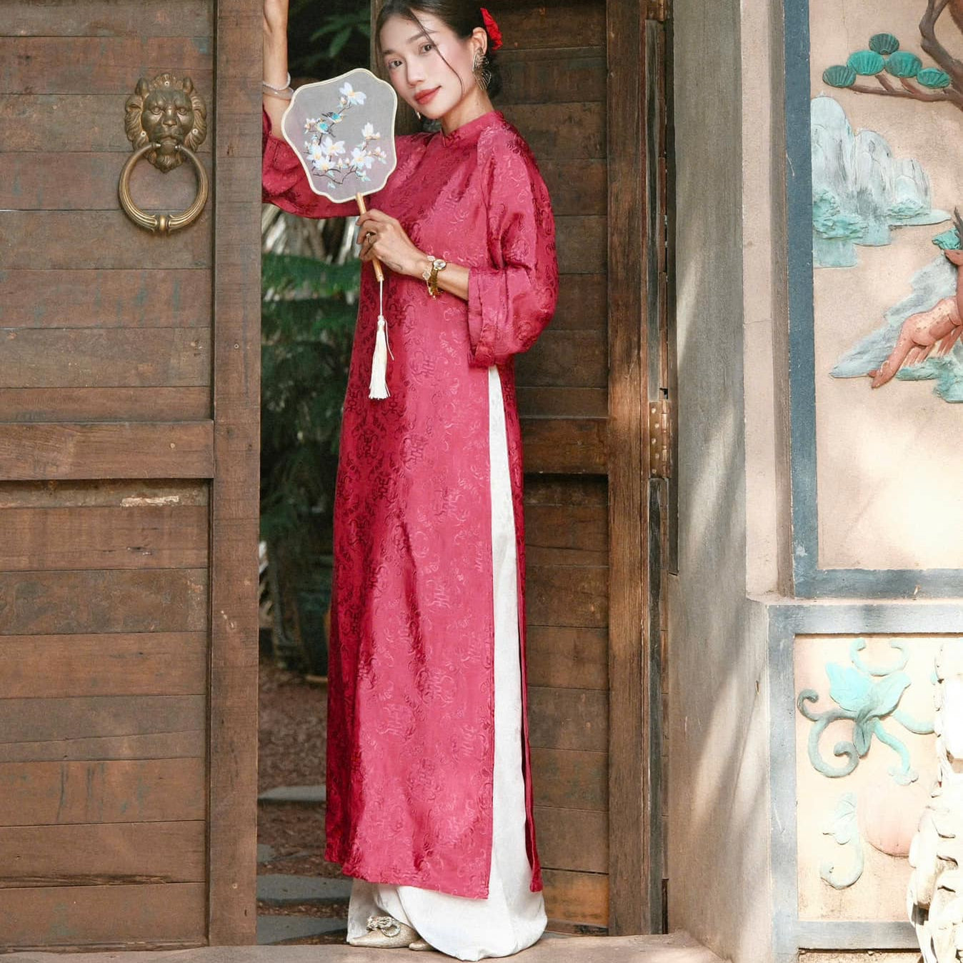 Vietnamese Ao Dai - Loc Tho Ao Dai set - Wormsilk in Dark Pink [Modern Cut] - front view in red by Moc