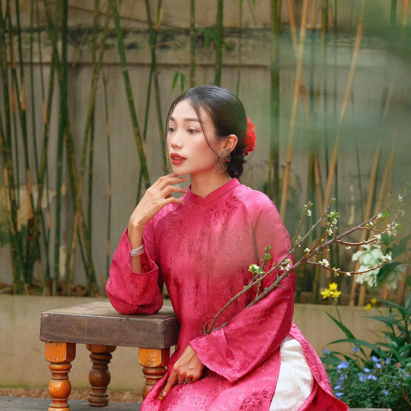 Vietnamese Ao Dai - Loc Tho Ao Dai set - Wormsilk in Dark Pink [Modern Cut] - styled presentation in pink by Moc