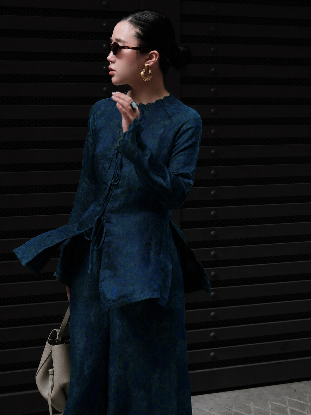 “Midnight Tide” – Wormsilk Modern Ba Ba Set in Deep Ocean Blue