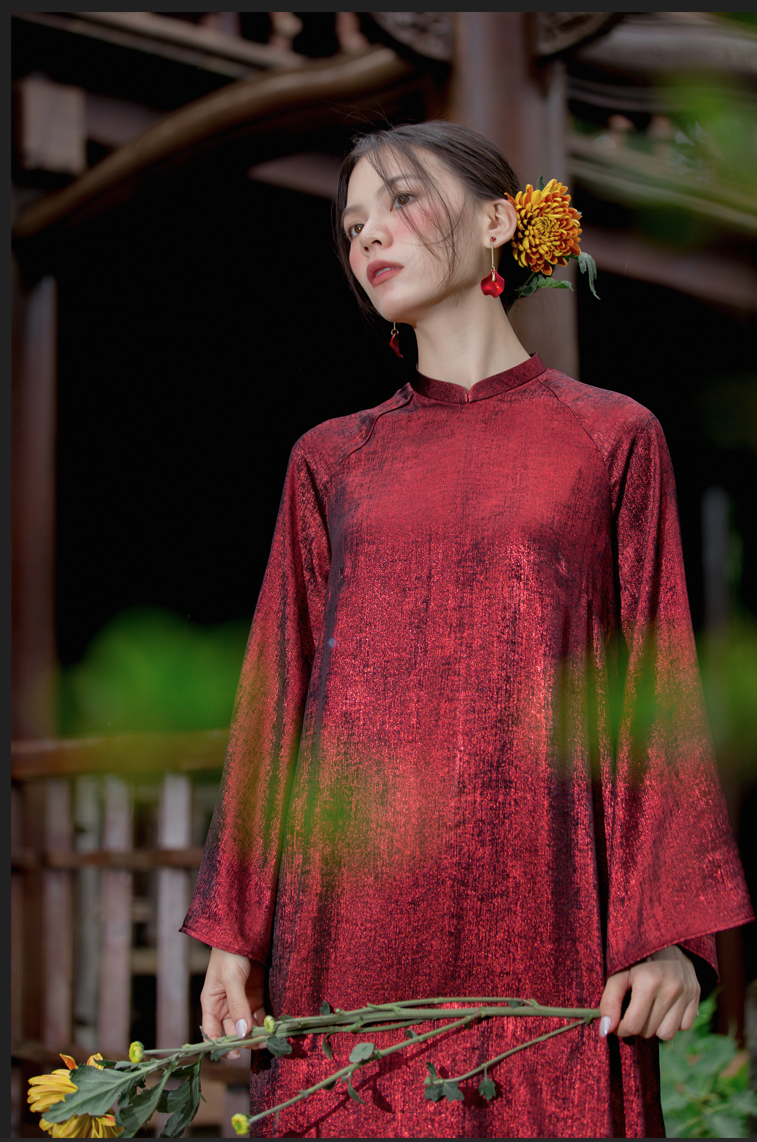 Tich Luu" Ao Dai Set in Metallic Pomegranate Red with Dark Moss Pants - Texture detail - Quality craftsmanship