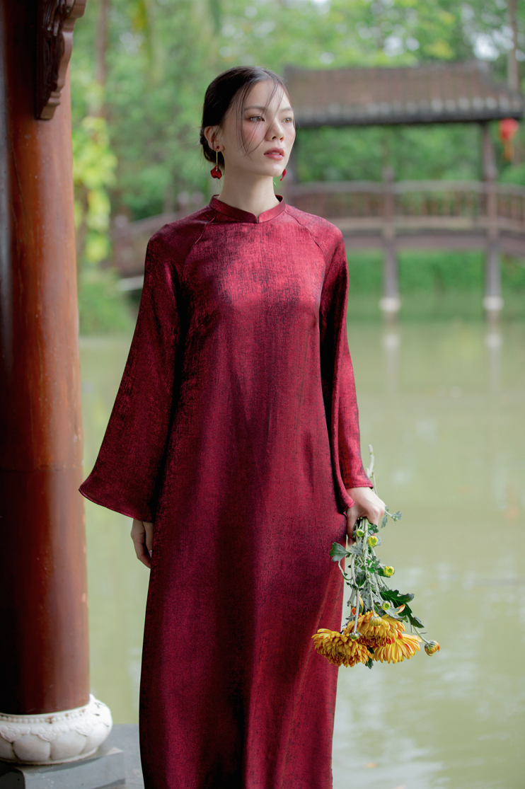 Tich Luu" Ao Dai Set in Metallic Pomegranate Red with Dark Moss Pants - Back view - L'Orient Haus collection