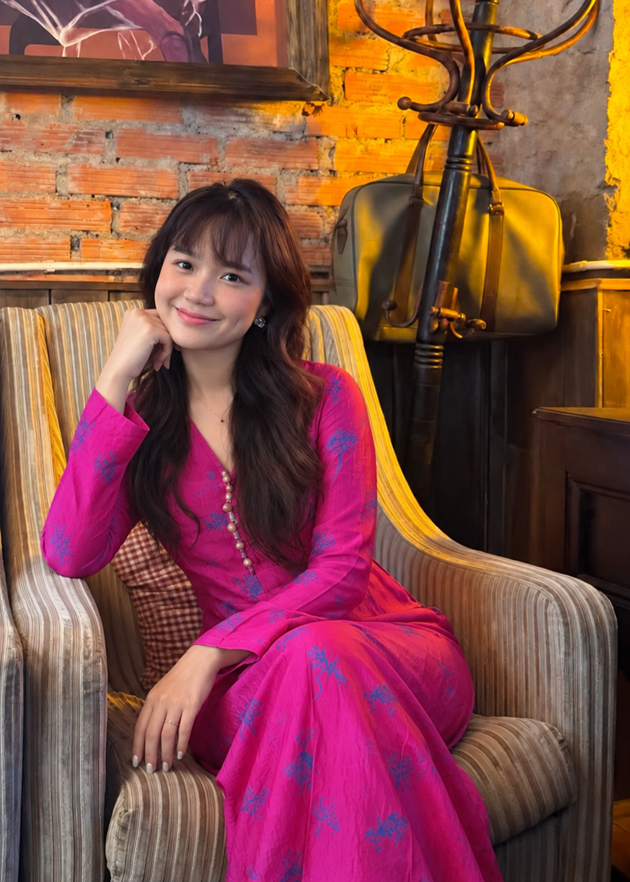 “Tu Nghi” Dress – Reversed Wormsilk Satin in Fuchsia