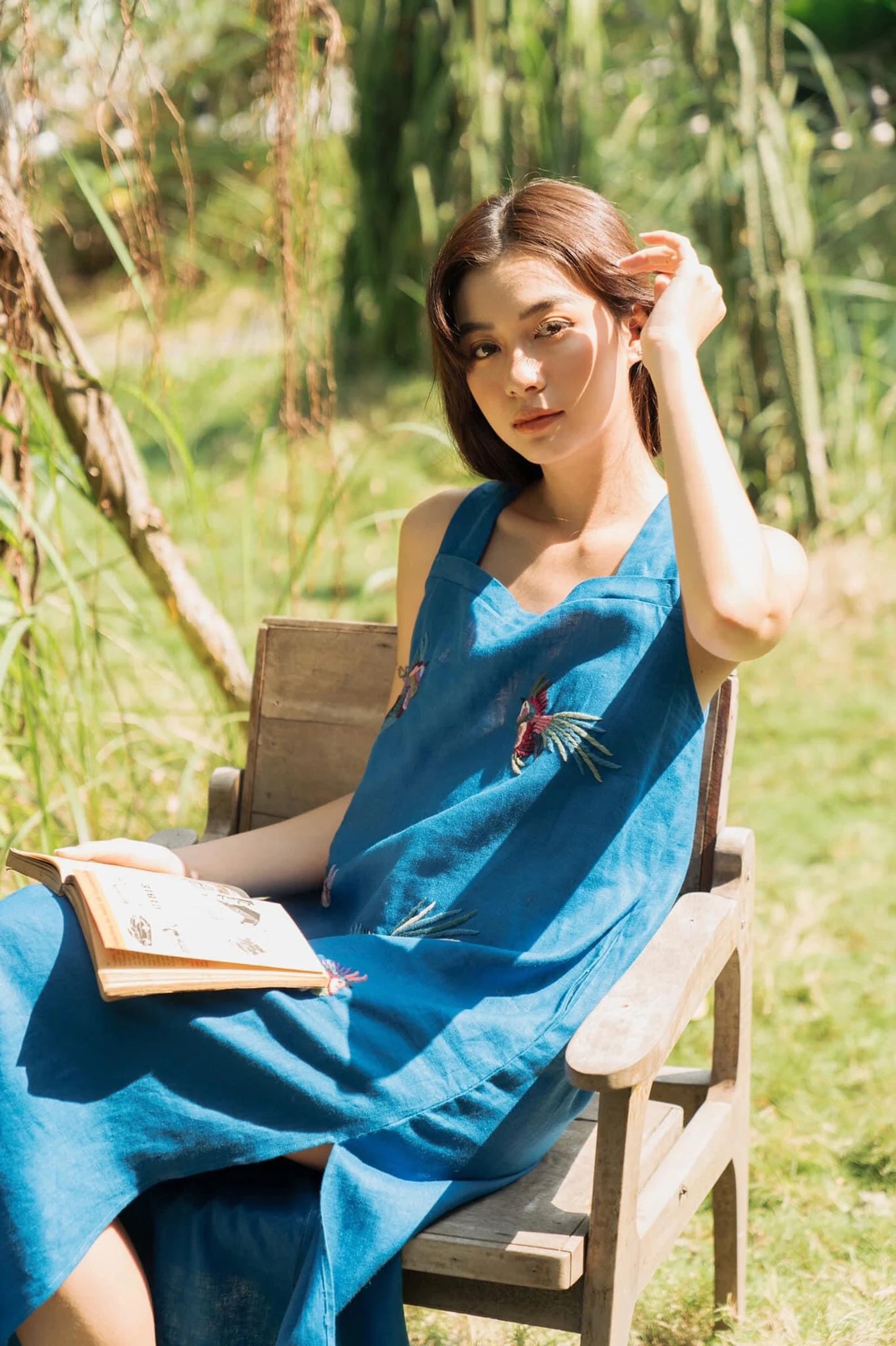 Vietnamese Embroidery - “Indigo” Embroidered Linen Dress - styled presentation in blue by Huulala