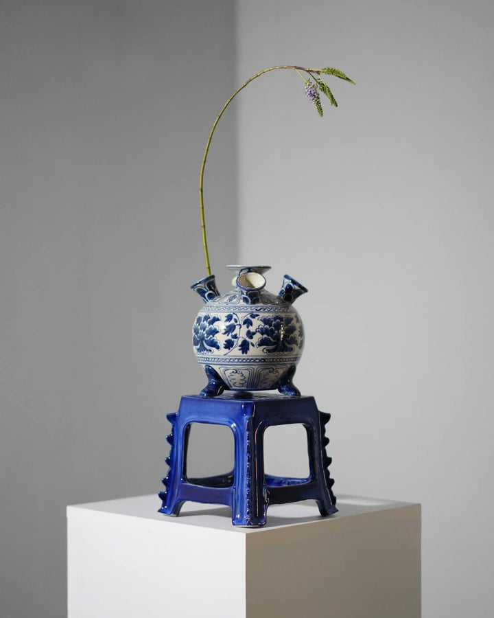 Home décor: Bat Trang blue and white five-bulb tulipiere vase